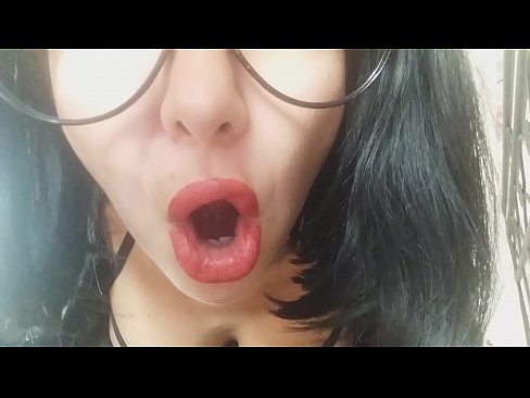❤️ Cari, a to matrigna ùn ti lascia micca andà à a scola oghje... Aghju bisognu di tè troppu... ️❌ Super porn à noi